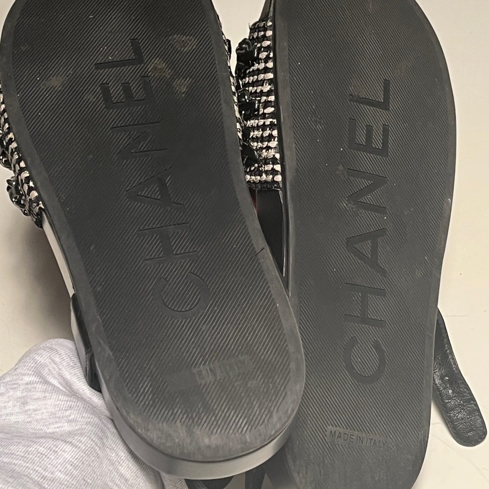 CHANEL Women's Black and White Embellished Sandals - Picture 8 of 10